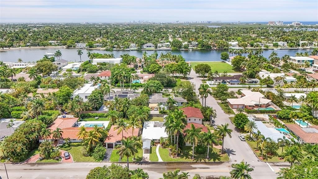 Hollywood, Florida, 33019, United States, 2 Bedrooms Bedrooms, ,2 BathroomsBathrooms,Residential,Forsale,1903988