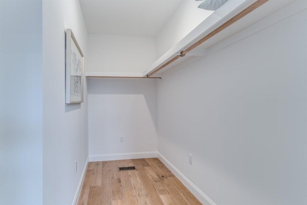 Thornton, New Hampshire, 03285, United States, 3 Bedrooms Bedrooms, ,2.5 BathroomsBathrooms,Residential,Forsale,2010608