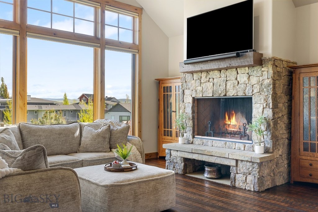 Bozeman, Montana, 59718, United States, 5 Bedrooms Bedrooms, ,4 BathroomsBathrooms,Residential,Forsale,1914960