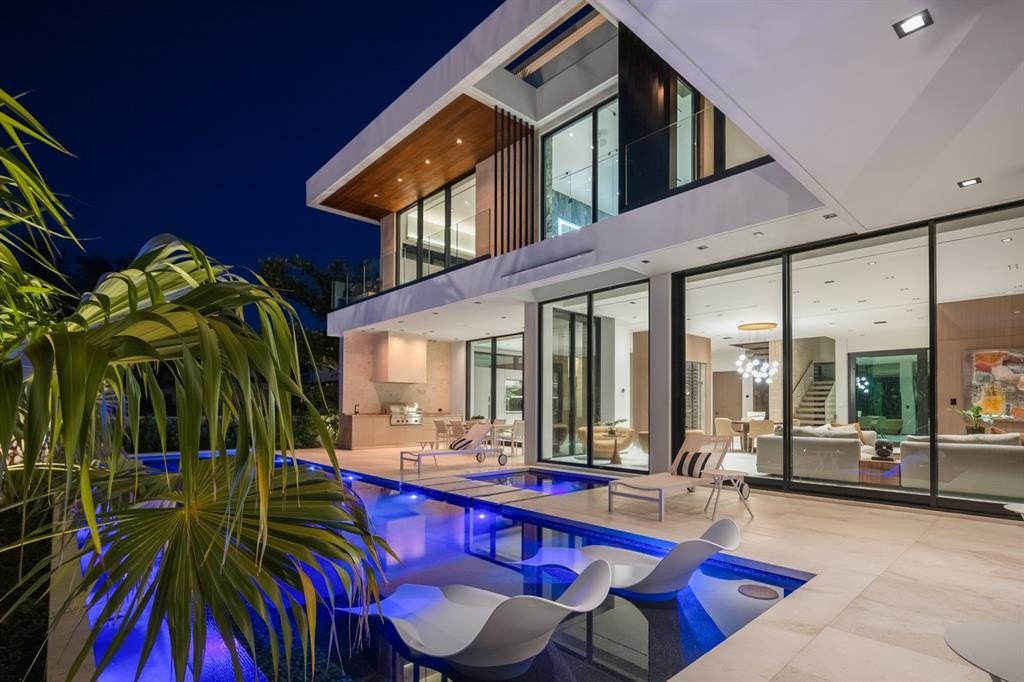 Fort Lauderdale, Florida, 33316, United States, 8 Bedrooms Bedrooms, ,6.5 BathroomsBathrooms,Residential,Forsale,1927580