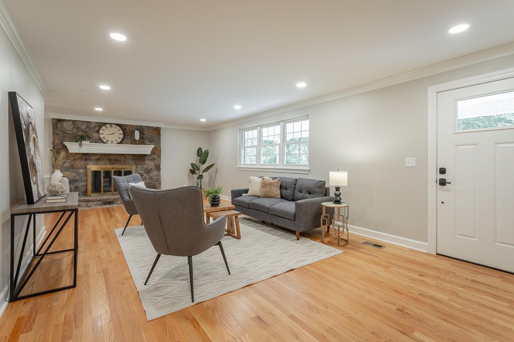 Chattanooga, Tennessee, 37415, United States, 3 Bedrooms Bedrooms, ,2 BathroomsBathrooms,Residential,Forsale,1894396