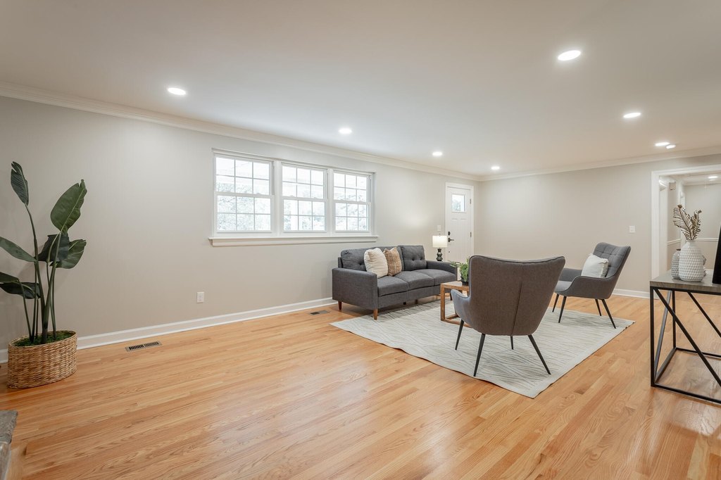 Chattanooga, Tennessee, 37415, United States, 3 Bedrooms Bedrooms, ,2 BathroomsBathrooms,Residential,Forsale,1894396