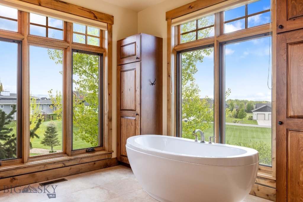 Bozeman, Montana, 59718, United States, 5 Bedrooms Bedrooms, ,4 BathroomsBathrooms,Residential,Forsale,1914960
