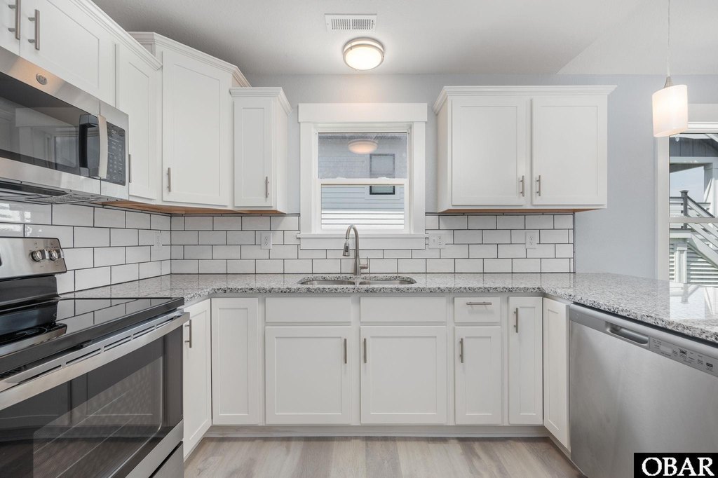 Kill Devil Hills, North Carolina, 27948, United States, 4 Bedrooms Bedrooms, ,3 BathroomsBathrooms,Residential,Forsale,1892282