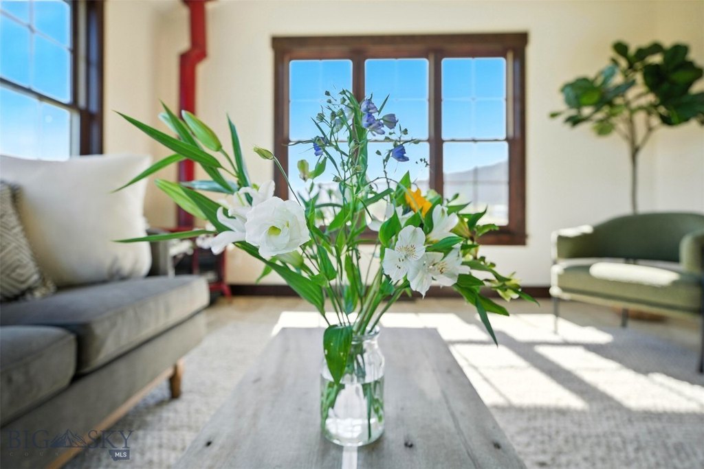Bozeman, Montana, 59718, United States, 5 Bedrooms Bedrooms, ,3.5 BathroomsBathrooms,Residential,Forsale,1915019