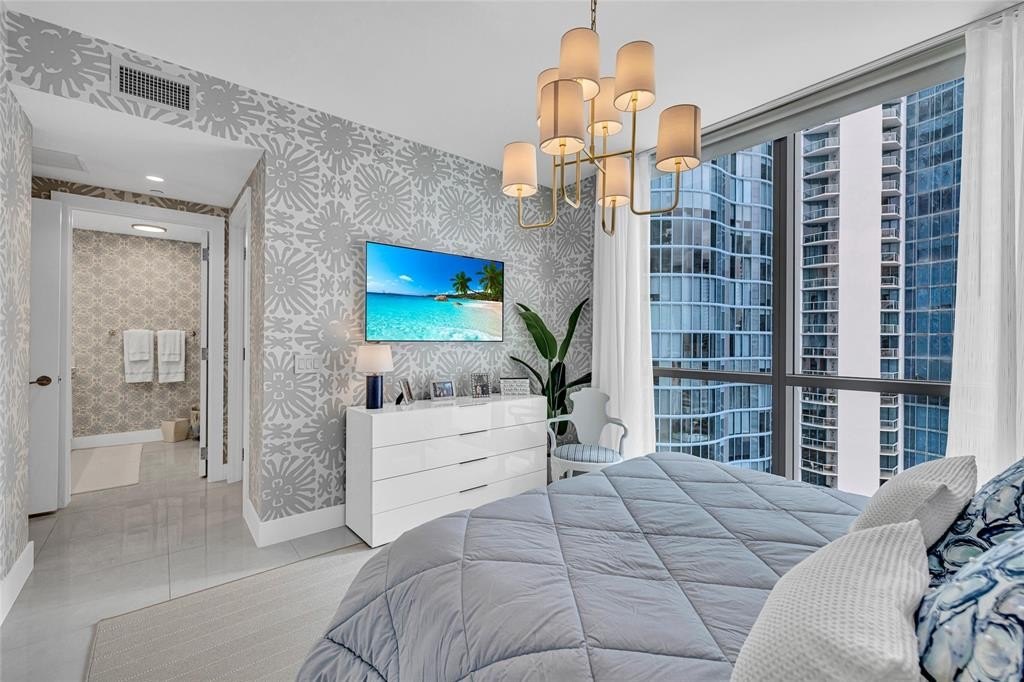 Fort Lauderdale, Florida, 33301, United States, 3 Bedrooms Bedrooms, ,2.5 BathroomsBathrooms,Residential,Forsale,1884585