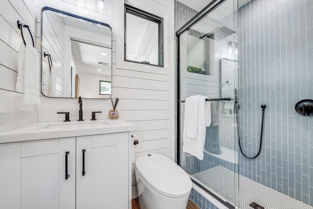 Paia, Hawaii, 96779, United States, 4 Bedrooms Bedrooms, ,3.5 BathroomsBathrooms,Residential,Forsale,1944119