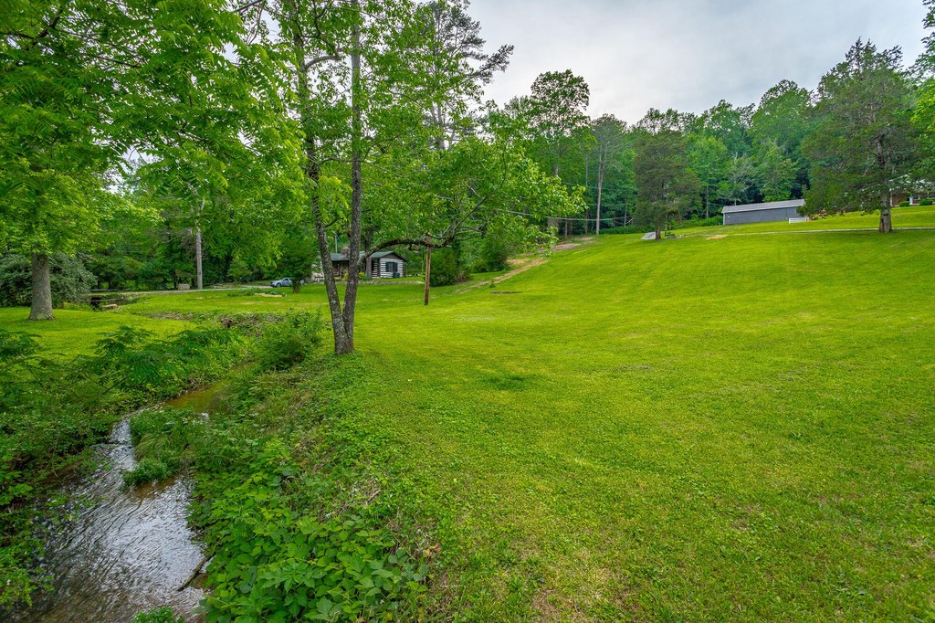 Chattanooga, Tennessee, 37415, United States, 3 Bedrooms Bedrooms, ,2 BathroomsBathrooms,Residential,Forsale,1894396