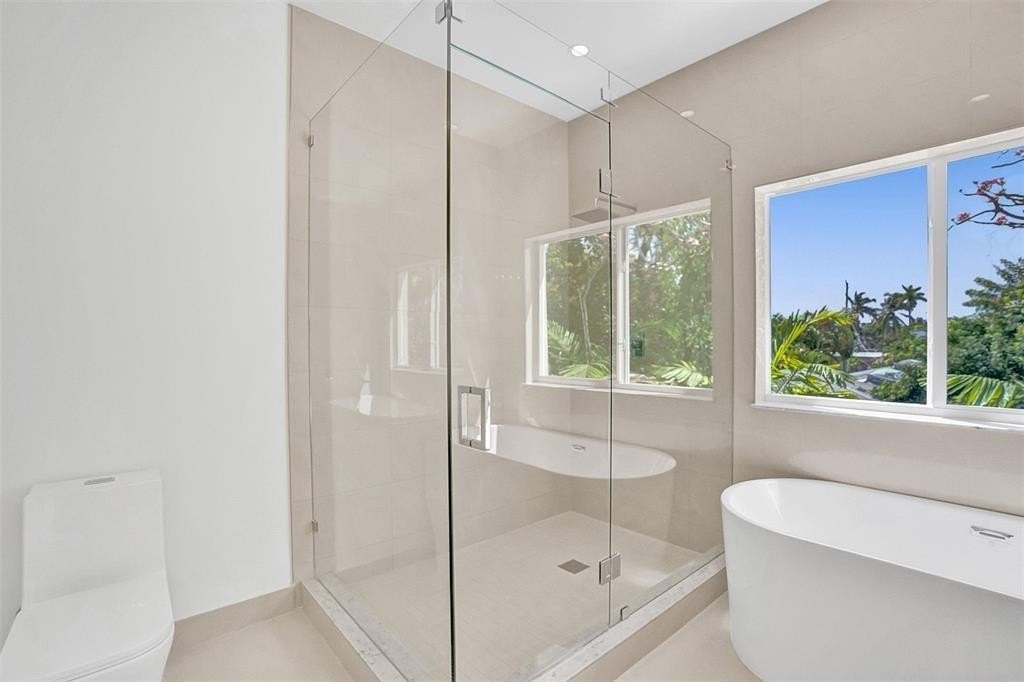 Fort Lauderdale, Florida, 33304, United States, 3 Bedrooms Bedrooms, ,2.5 BathroomsBathrooms,Residential,Forsale,1927579