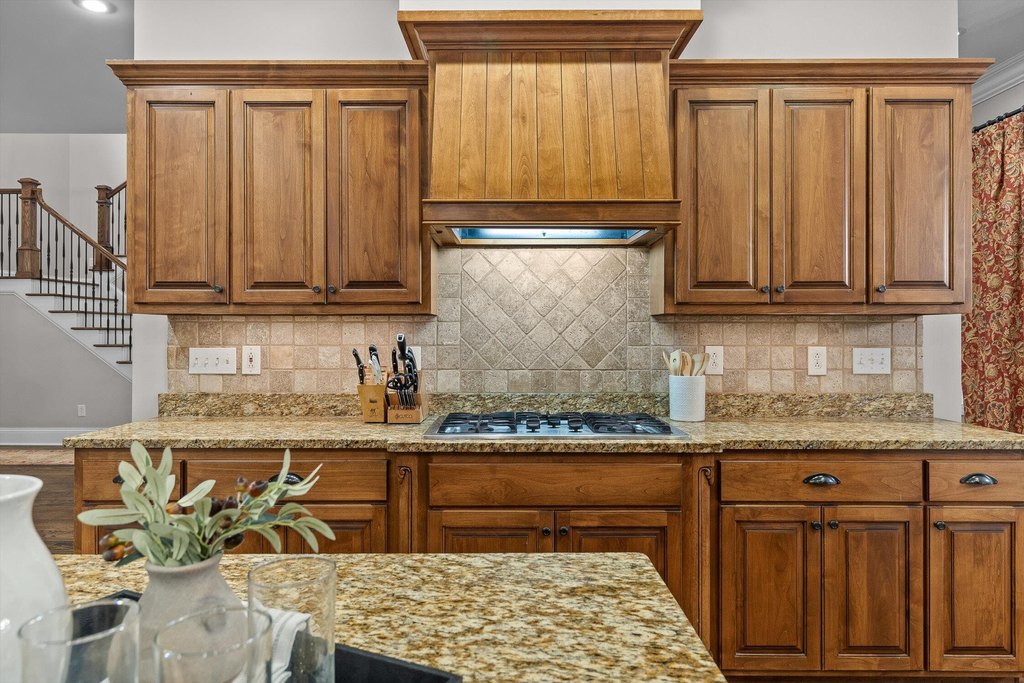 Signal Mountain, Tennessee, 37377, United States, 6 Bedrooms Bedrooms, ,4.5 BathroomsBathrooms,Residential,Forsale,1946768