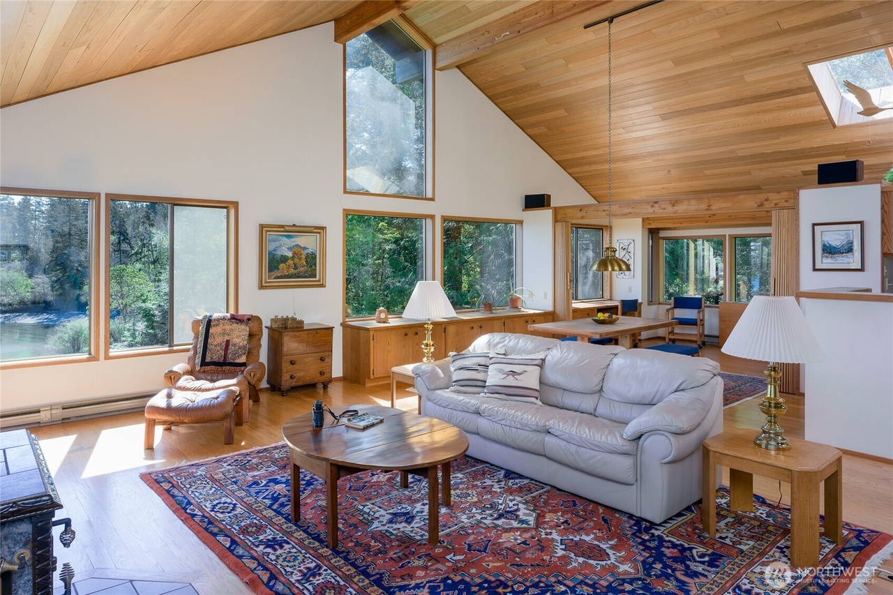 Lopez Island, Washington, 98261, United States, 3 Bedrooms Bedrooms, ,4 BathroomsBathrooms,Residential,Forsale,1926636