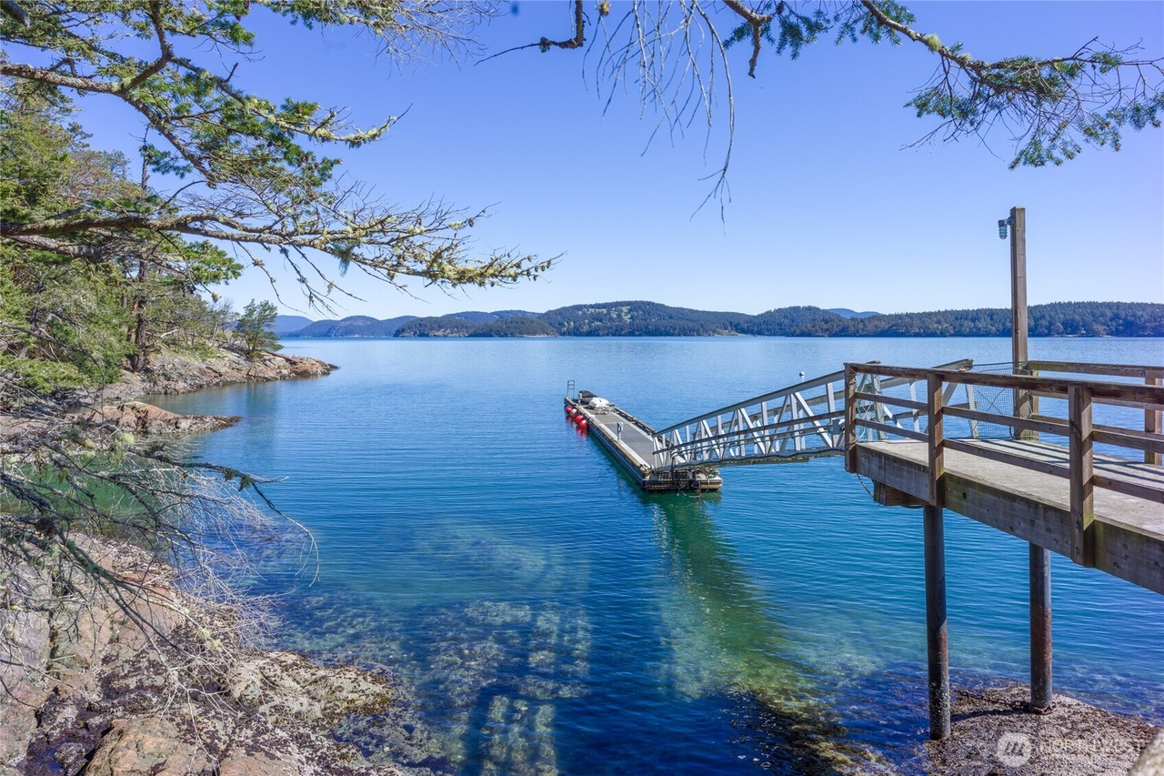 Lopez Island, Washington, 98261, United States, 3 Bedrooms Bedrooms, ,4 BathroomsBathrooms,Residential,Forsale,1926636