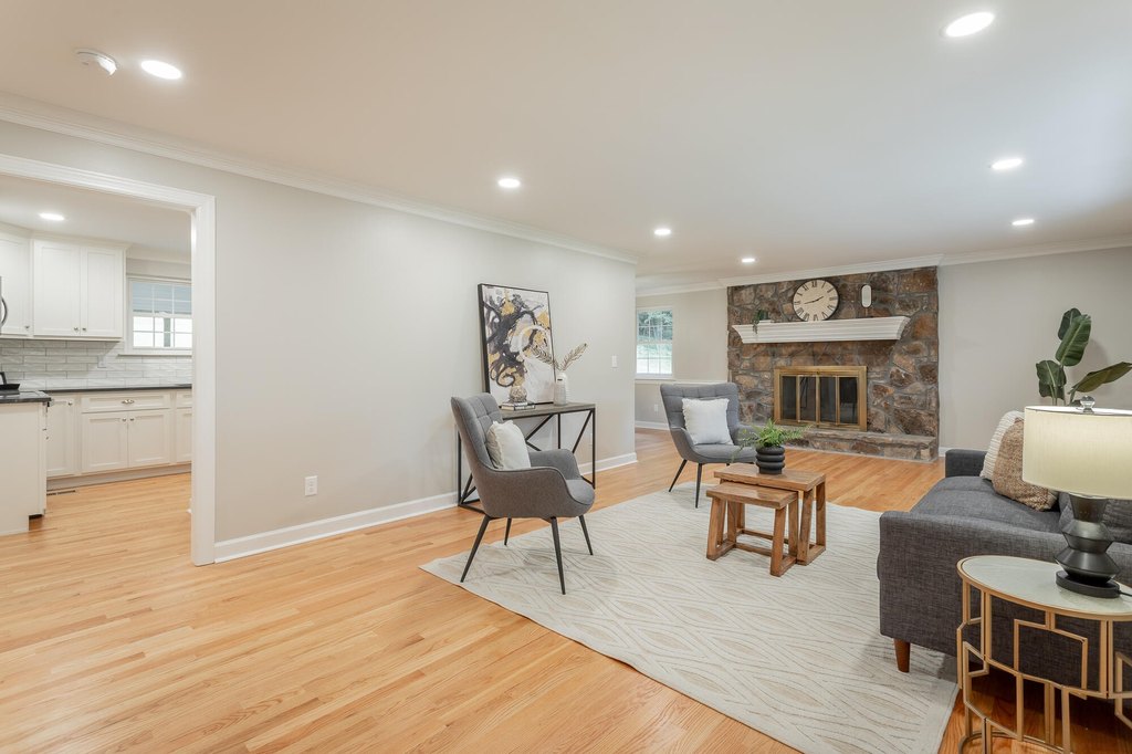 Chattanooga, Tennessee, 37415, United States, 3 Bedrooms Bedrooms, ,2 BathroomsBathrooms,Residential,Forsale,1894396