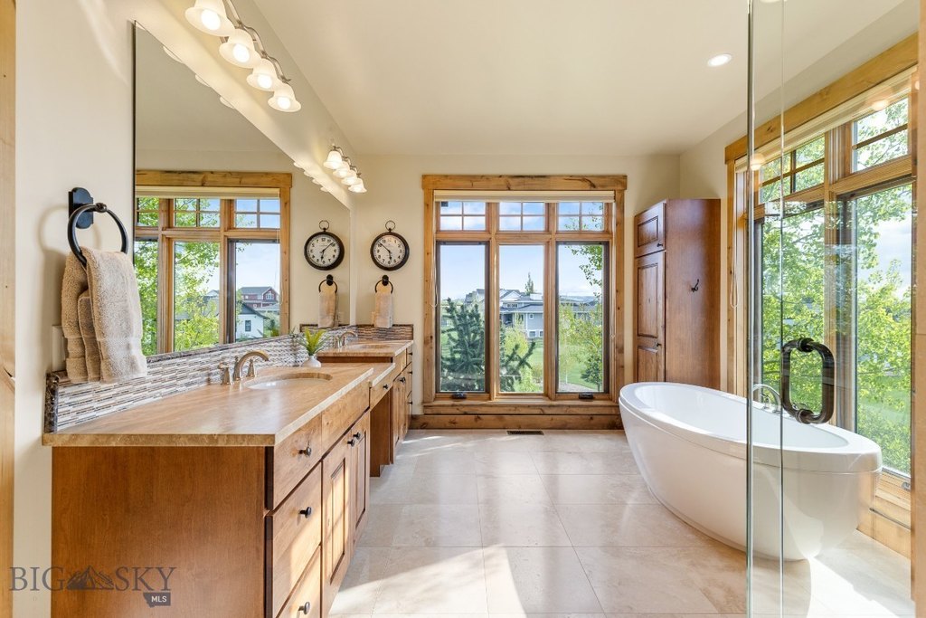 Bozeman, Montana, 59718, United States, 5 Bedrooms Bedrooms, ,4 BathroomsBathrooms,Residential,Forsale,1914960