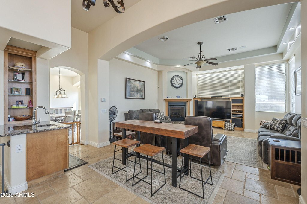 Mesa, Arizona, 85207, United States, 4 Bedrooms Bedrooms, ,6 BathroomsBathrooms,Residential,Forsale,1953464
