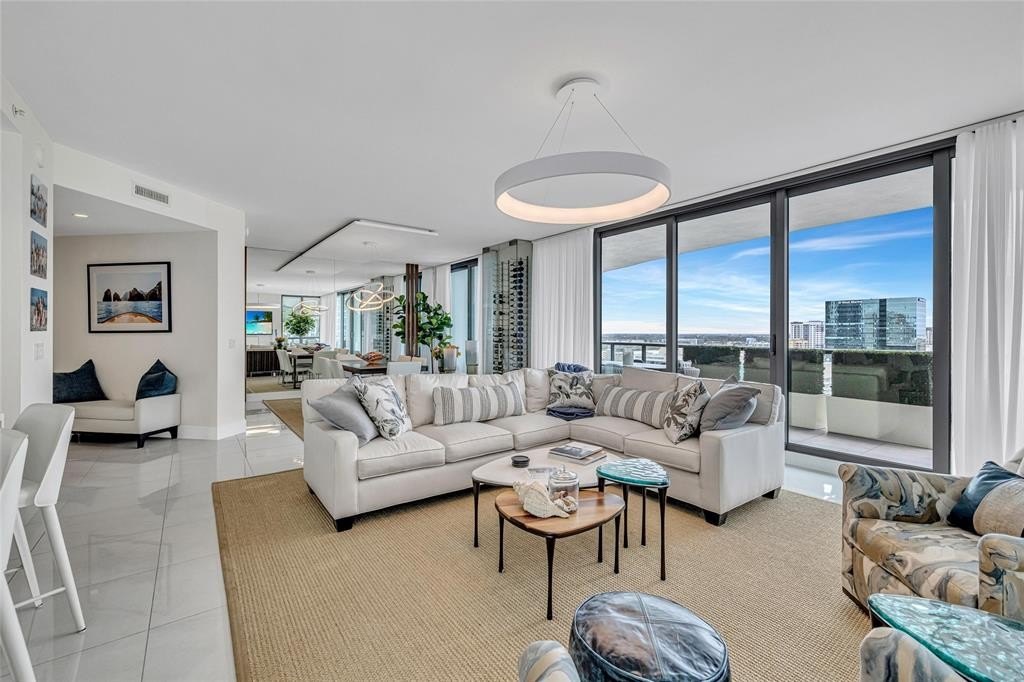 Fort Lauderdale, Florida, 33301, United States, 3 Bedrooms Bedrooms, ,2.5 BathroomsBathrooms,Residential,Forsale,1884585