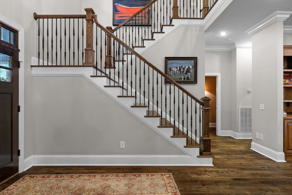 Signal Mountain, Tennessee, 37377, United States, 6 Bedrooms Bedrooms, ,4.5 BathroomsBathrooms,Residential,Forsale,1946768