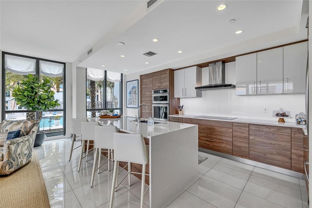 Fort Lauderdale, Florida, 33301, United States, 3 Bedrooms Bedrooms, ,2.5 BathroomsBathrooms,Residential,Forsale,1884585