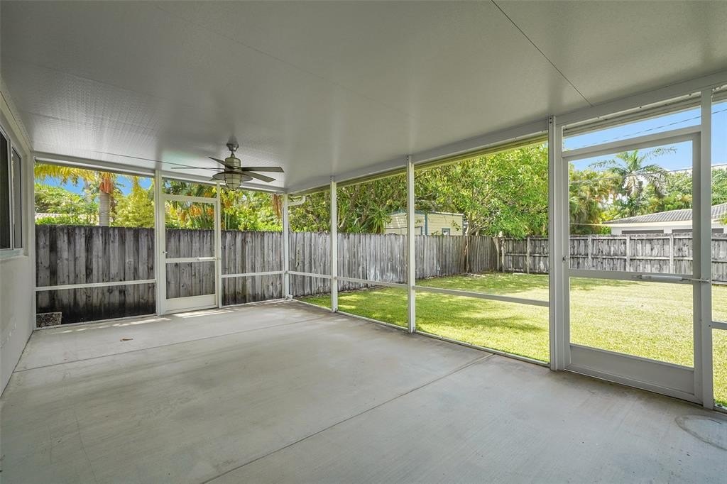 Hollywood, Florida, 33019, United States, 2 Bedrooms Bedrooms, ,2 BathroomsBathrooms,Residential,Forsale,1903988