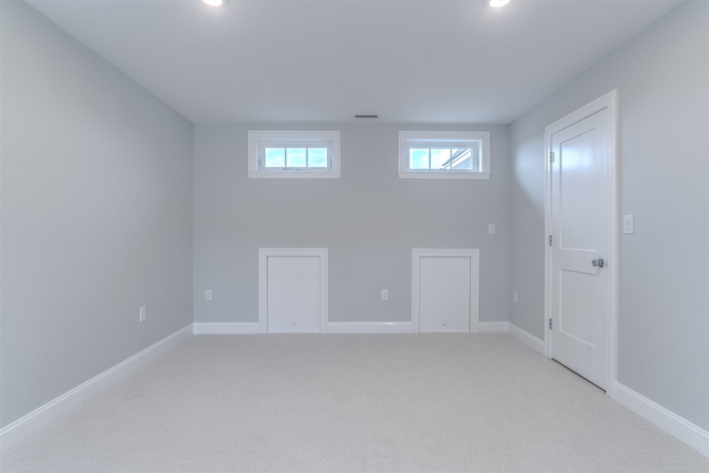 Thornton, New Hampshire, 03285, United States, 3 Bedrooms Bedrooms, ,2.5 BathroomsBathrooms,Residential,Forsale,2010608