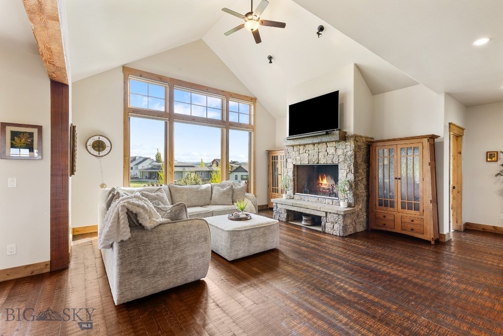 Bozeman, Montana, 59718, United States, 5 Bedrooms Bedrooms, ,4 BathroomsBathrooms,Residential,Forsale,1914960
