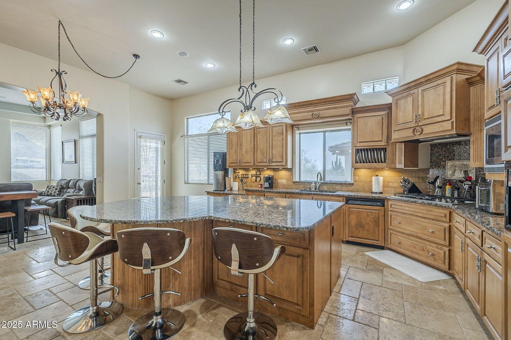 Mesa, Arizona, 85207, United States, 4 Bedrooms Bedrooms, ,6 BathroomsBathrooms,Residential,Forsale,1953464