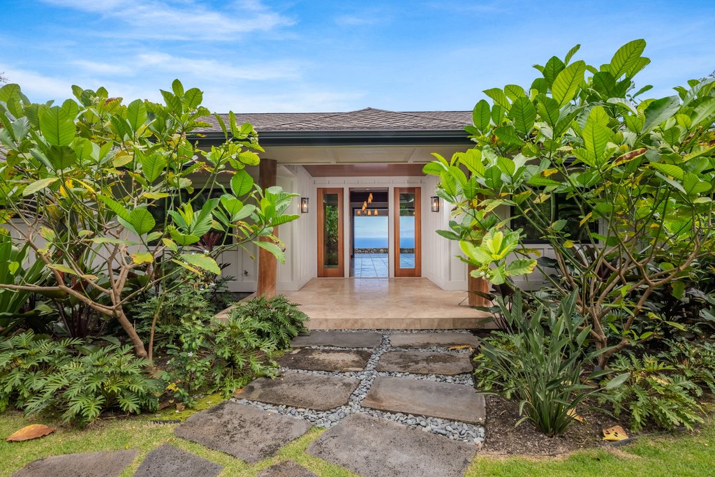 Kailua-Kona, Hawaii, 96740, United States, 4 Bedrooms Bedrooms, ,3 BathroomsBathrooms,Residential,Forsale,1929296