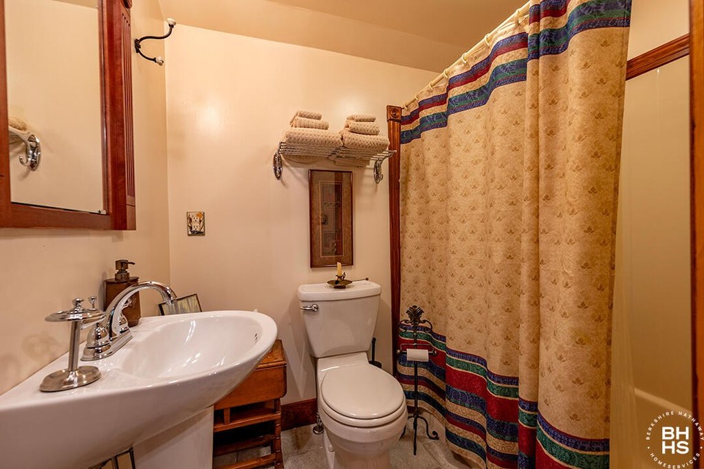 Rainbow Lake, New York, 12976, United States, 4 Bedrooms Bedrooms, ,3 BathroomsBathrooms,Residential,Forsale,1953156