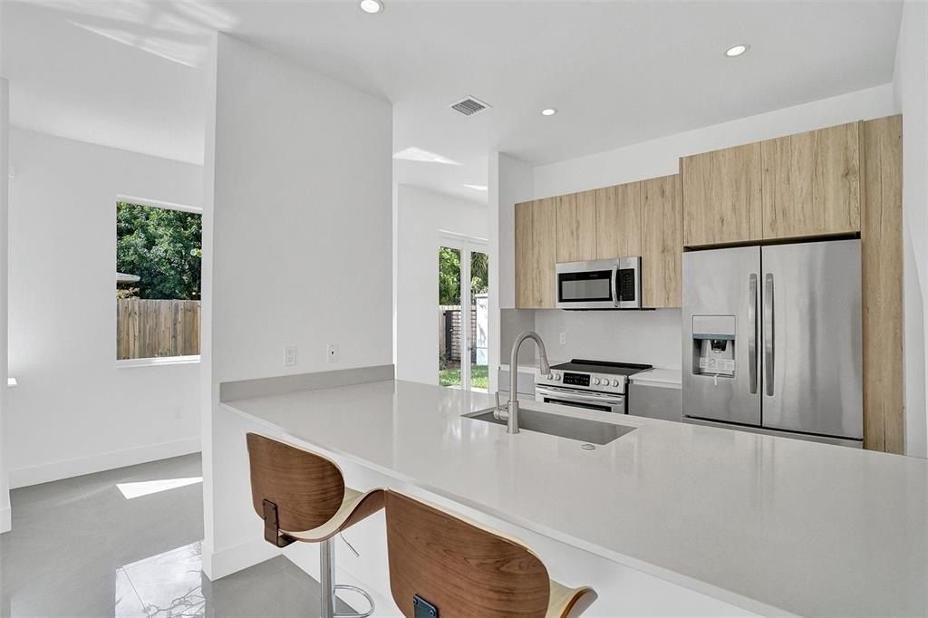 Fort Lauderdale, Florida, 33304, United States, 3 Bedrooms Bedrooms, ,2.5 BathroomsBathrooms,Residential,Forsale,1927579