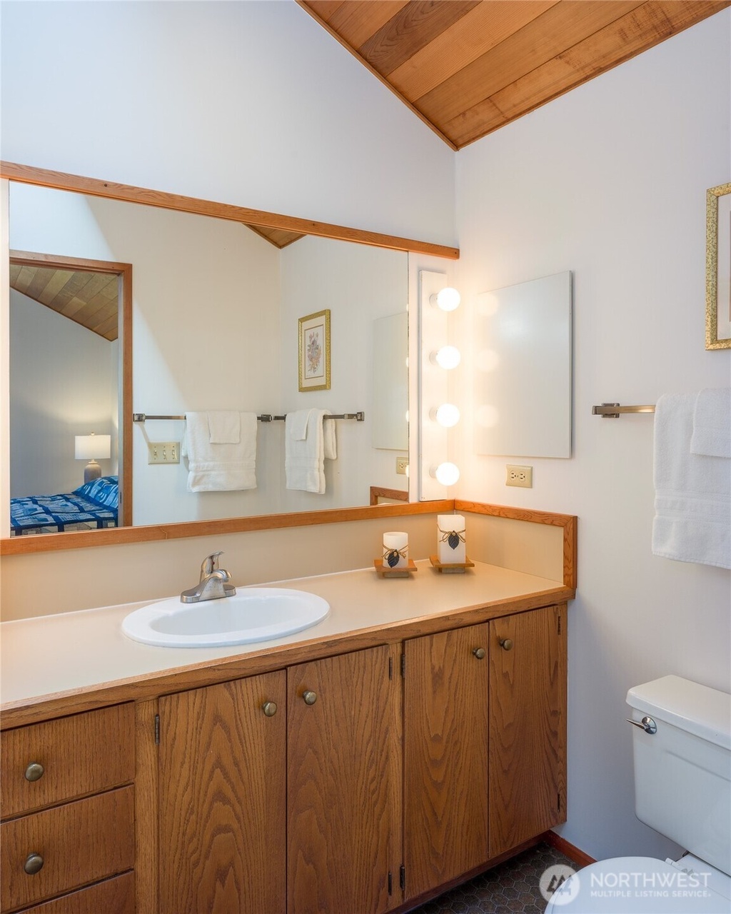 Lopez Island, Washington, 98261, United States, 3 Bedrooms Bedrooms, ,4 BathroomsBathrooms,Residential,Forsale,1926636