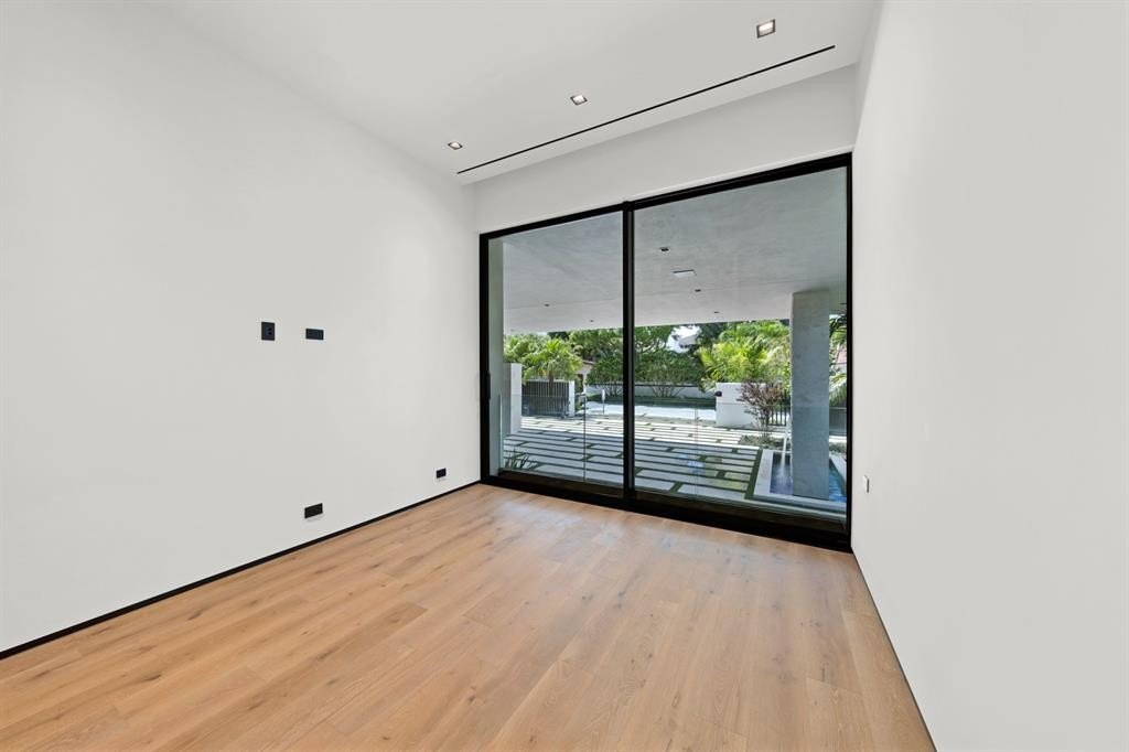 Fort Lauderdale, Florida, 33316, United States, 8 Bedrooms Bedrooms, ,6.5 BathroomsBathrooms,Residential,Forsale,1927580