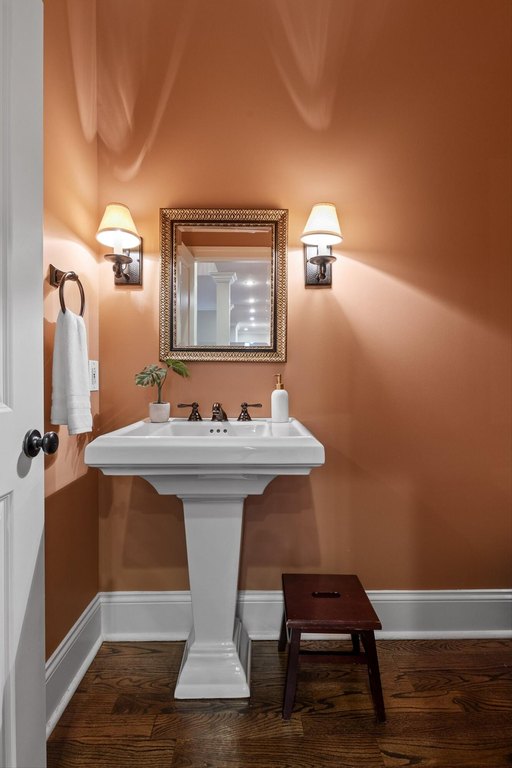 Signal Mountain, Tennessee, 37377, United States, 6 Bedrooms Bedrooms, ,4.5 BathroomsBathrooms,Residential,Forsale,1946768
