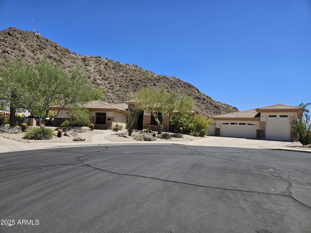 Mesa, Arizona, 85207, United States, 4 Bedrooms Bedrooms, ,6 BathroomsBathrooms,Residential,Forsale,1953464