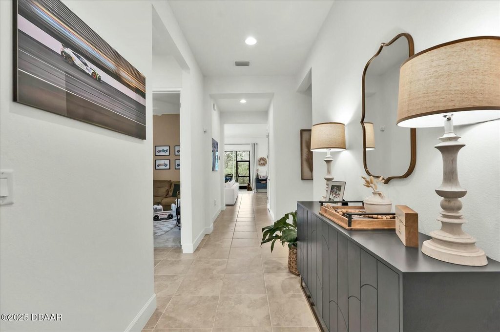 Daytona Beach, Florida, 32124, United States, 4 Bedrooms Bedrooms, ,3 BathroomsBathrooms,Residential,Forsale,1919140