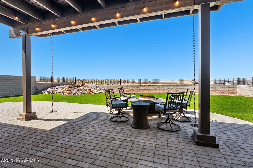 Prescott Valley, Arizona, 86314, United States, 2 Bedrooms Bedrooms, ,3 BathroomsBathrooms,Residential,Forsale,1929277