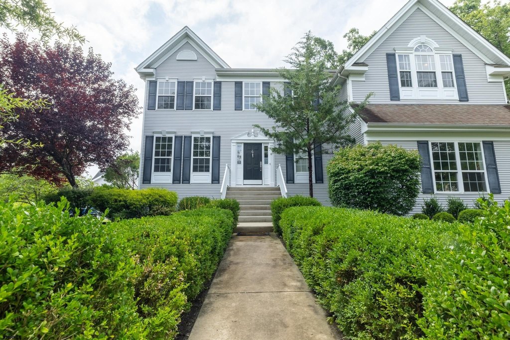 Northfield, New Jersey, 08225, United States, 5 Bedrooms Bedrooms, ,2.5 BathroomsBathrooms,Residential,Forsale,1967256