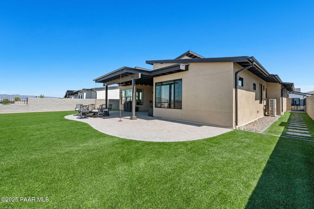 Prescott Valley, Arizona, 86314, United States, 2 Bedrooms Bedrooms, ,3 BathroomsBathrooms,Residential,Forsale,1929277