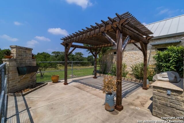 Boerne, Texas, 78006, United States, 4 Bedrooms Bedrooms, ,3.5 BathroomsBathrooms,Residential,Forsale,1953073