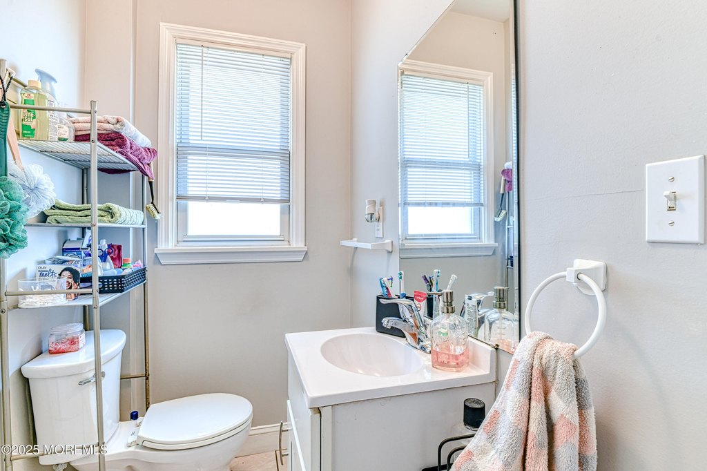 Seaside Heights, New Jersey, 08751, United States, 4 Bedrooms Bedrooms, ,2 BathroomsBathrooms,Residential,Forsale,1922706