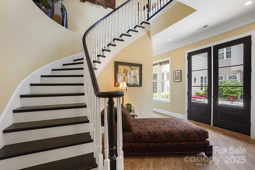 York, South Carolina, 29745, United States, 5 Bedrooms Bedrooms, ,6.5 BathroomsBathrooms,Residential,Forsale,1884405