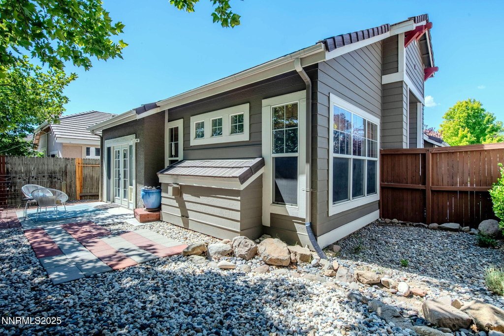 Reno, Nevada, 89521, United States, 3 Bedrooms Bedrooms, ,2.5 BathroomsBathrooms,Residential,Forsale,1936780