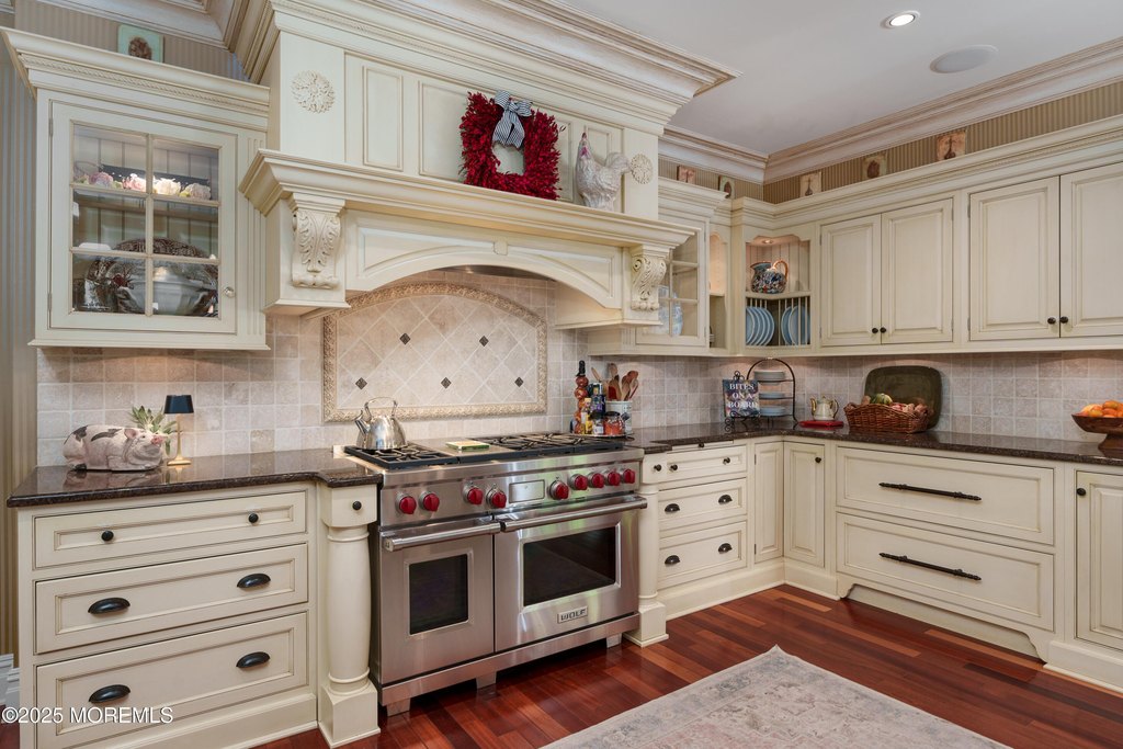 Millstone, New Jersey, 08510, United States, 5 Bedrooms Bedrooms, ,4.5 BathroomsBathrooms,Residential,Forsale,1936817