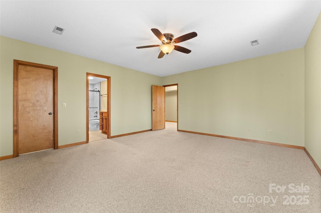 Maggie Valley, North Carolina, 28751, United States, 3 Bedrooms Bedrooms, ,3 BathroomsBathrooms,Residential,Forsale,1960259