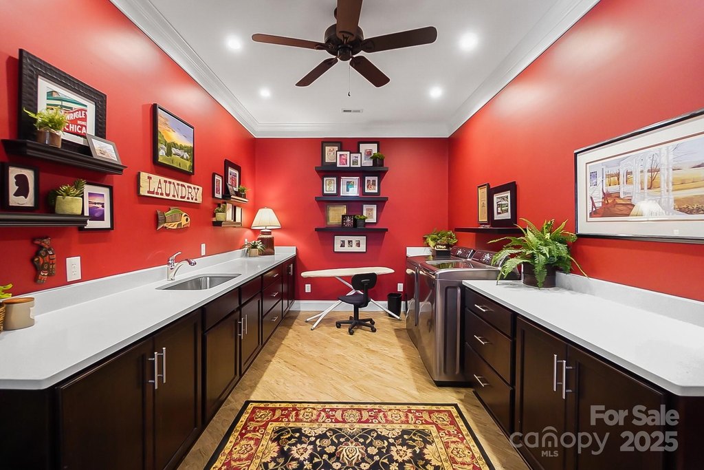 York, South Carolina, 29745, United States, 5 Bedrooms Bedrooms, ,6.5 BathroomsBathrooms,Residential,Forsale,1884405