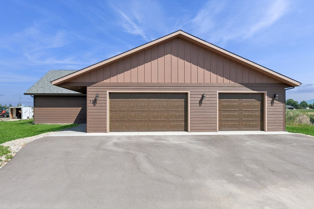 Kalispell, Montana, 59901, United States, 4 Bedrooms Bedrooms, ,3 BathroomsBathrooms,Residential,Forsale,1914986