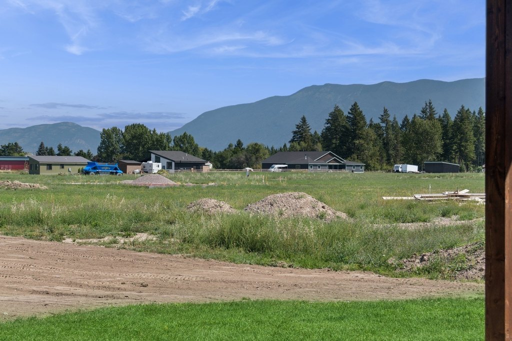 Kalispell, Montana, 59901, United States, 4 Bedrooms Bedrooms, ,3 BathroomsBathrooms,Residential,Forsale,1914986
