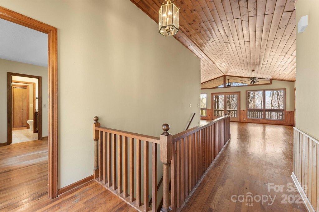 Maggie Valley, North Carolina, 28751, United States, 3 Bedrooms Bedrooms, ,3 BathroomsBathrooms,Residential,Forsale,1960259