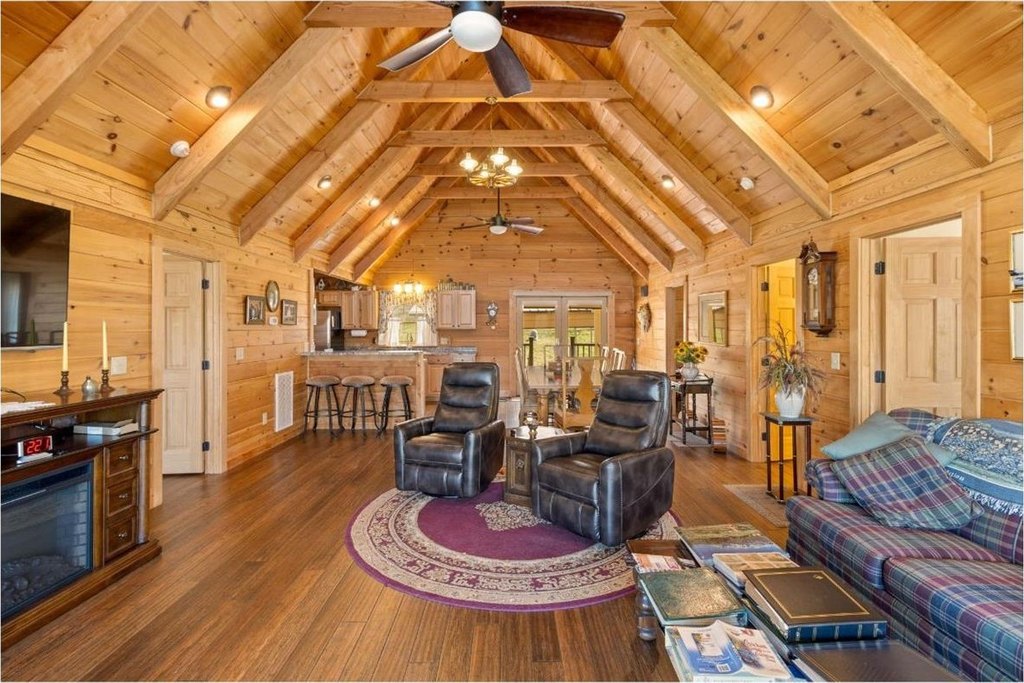 Sherrills Ford, North Carolina, 28673, United States, 2 Bedrooms Bedrooms, ,2 BathroomsBathrooms,Residential,Forsale,1953171