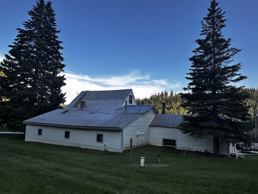 Rochford, South Dakota, 57745, United States, 3 Bedrooms Bedrooms, ,1 BathroomBathrooms,Residential,Forsale,2011073