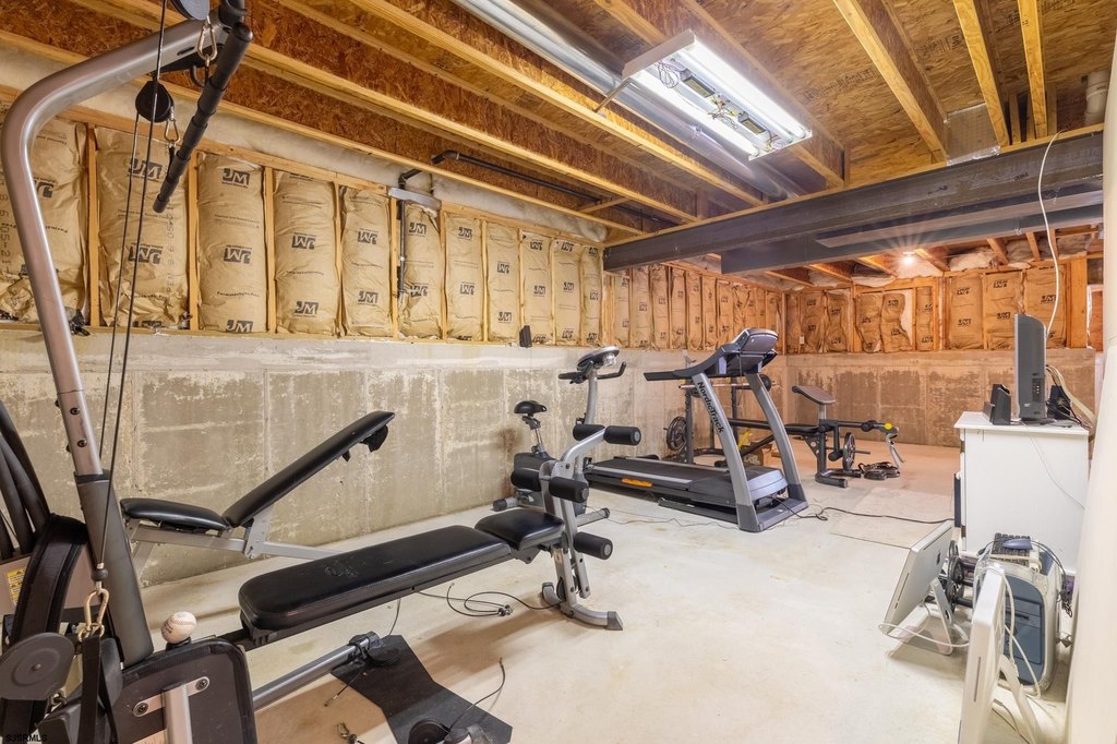 Northfield, New Jersey, 08225, United States, 5 Bedrooms Bedrooms, ,2.5 BathroomsBathrooms,Residential,Forsale,1967256